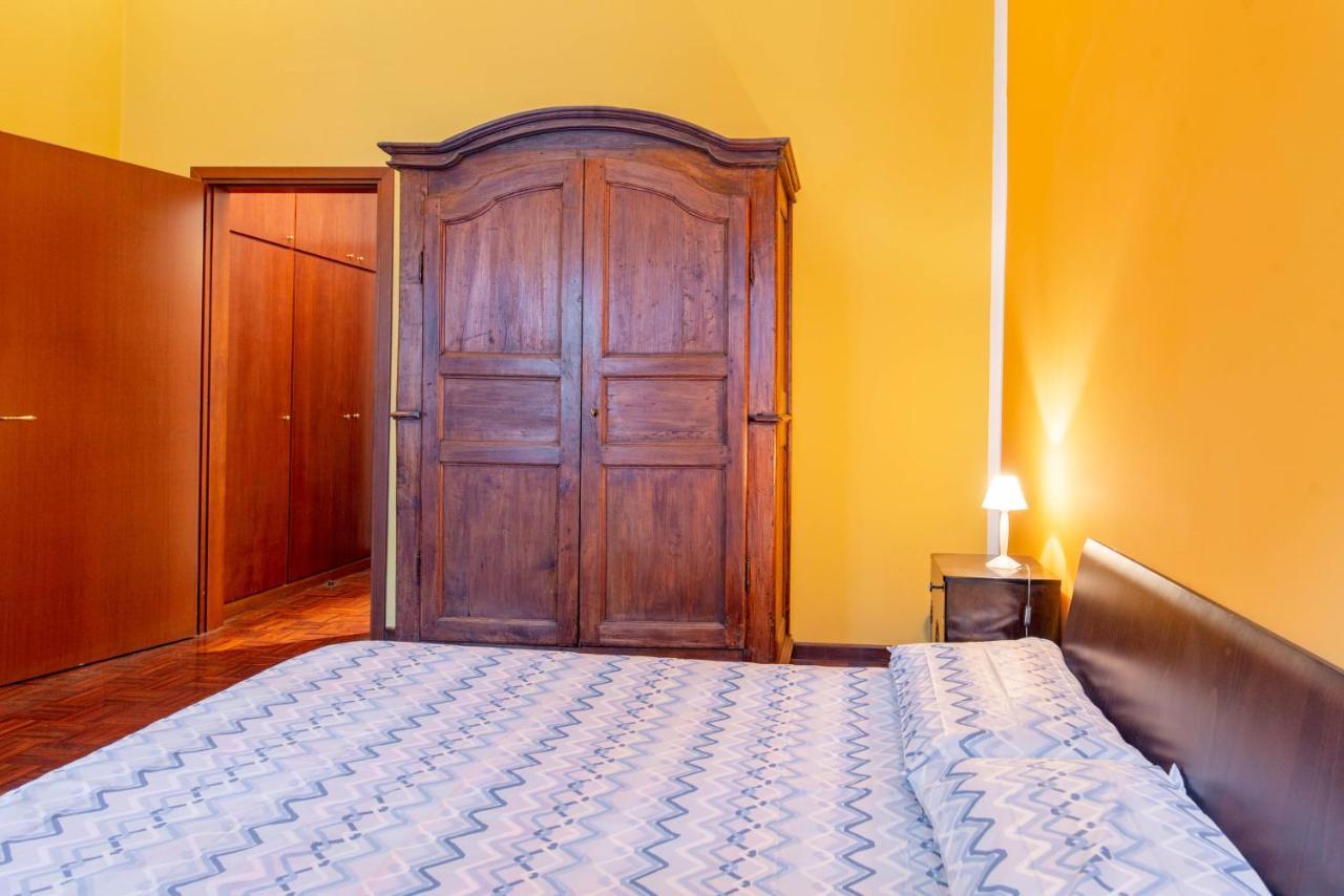Апартаменти In Centro, 5 Posti Letto: Ca' Cybeles Турин Екстер'єр фото